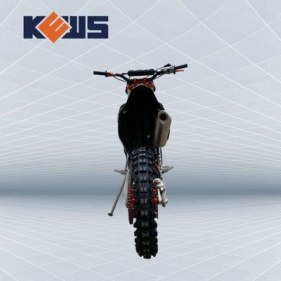 As motocicletas pretas K16 de 250CC Enduro modelam o motor 120KM/H da came de With Benelli Twin