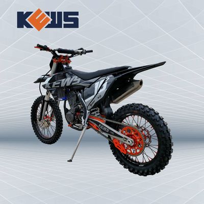 As motocicletas pretas K16 de 250CC Enduro modelam o motor 120KM/H da came de With Benelli Twin