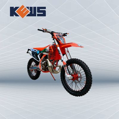 As motocicletas de MT250 K16 Kews cruzam a bicicleta da sujeira do curso 250cc dois
