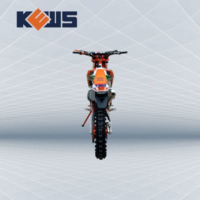 As motocicletas de MT250 K16 Kews cruzam a bicicleta da sujeira do curso 250cc dois