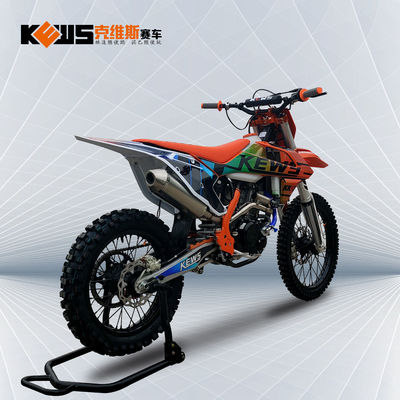 Bicicleta vermelha de refrigeração água do motocross do motor CBS300 com Efi And Carburetor Two Versions