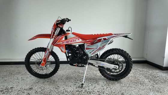 300CC Enduro Motorcycle with 19KW Power and 4-Valve Zongshen Engine for High-Speed Off-Road Dirt Bike