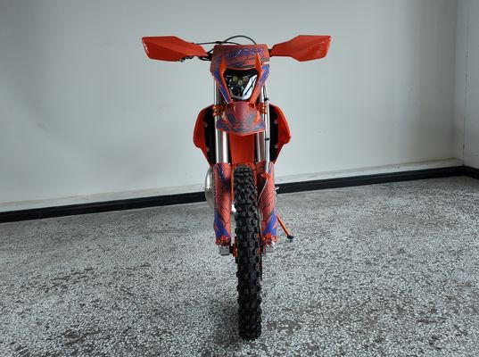 K16 MT250 Off-Road Motorcycle with Single-Cylinder 2-Stroke Engine and 250ml Displacement